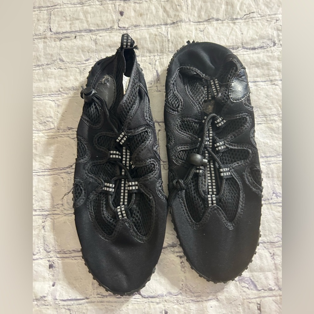 X-STREAM PADDLE SPORTS GEAR MENS BLACK & GREY SLIPON SIZE 10